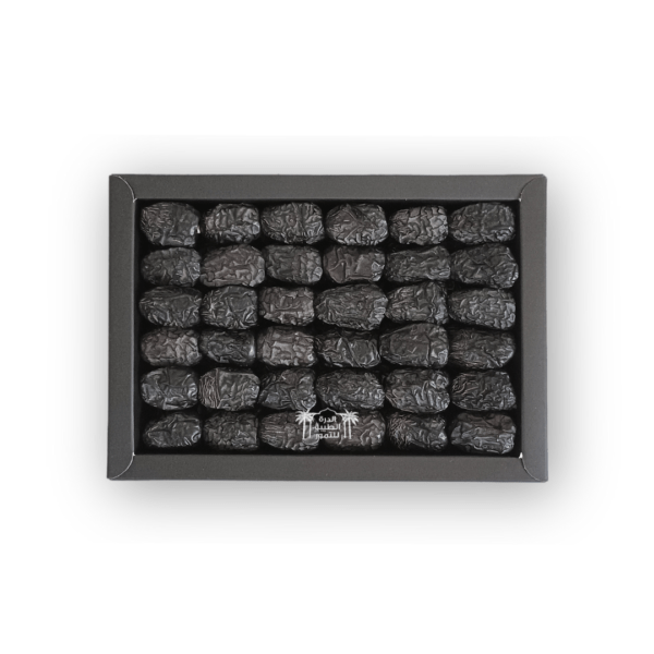 Ajwa Aliya Dates - 1KG Box - Image 3